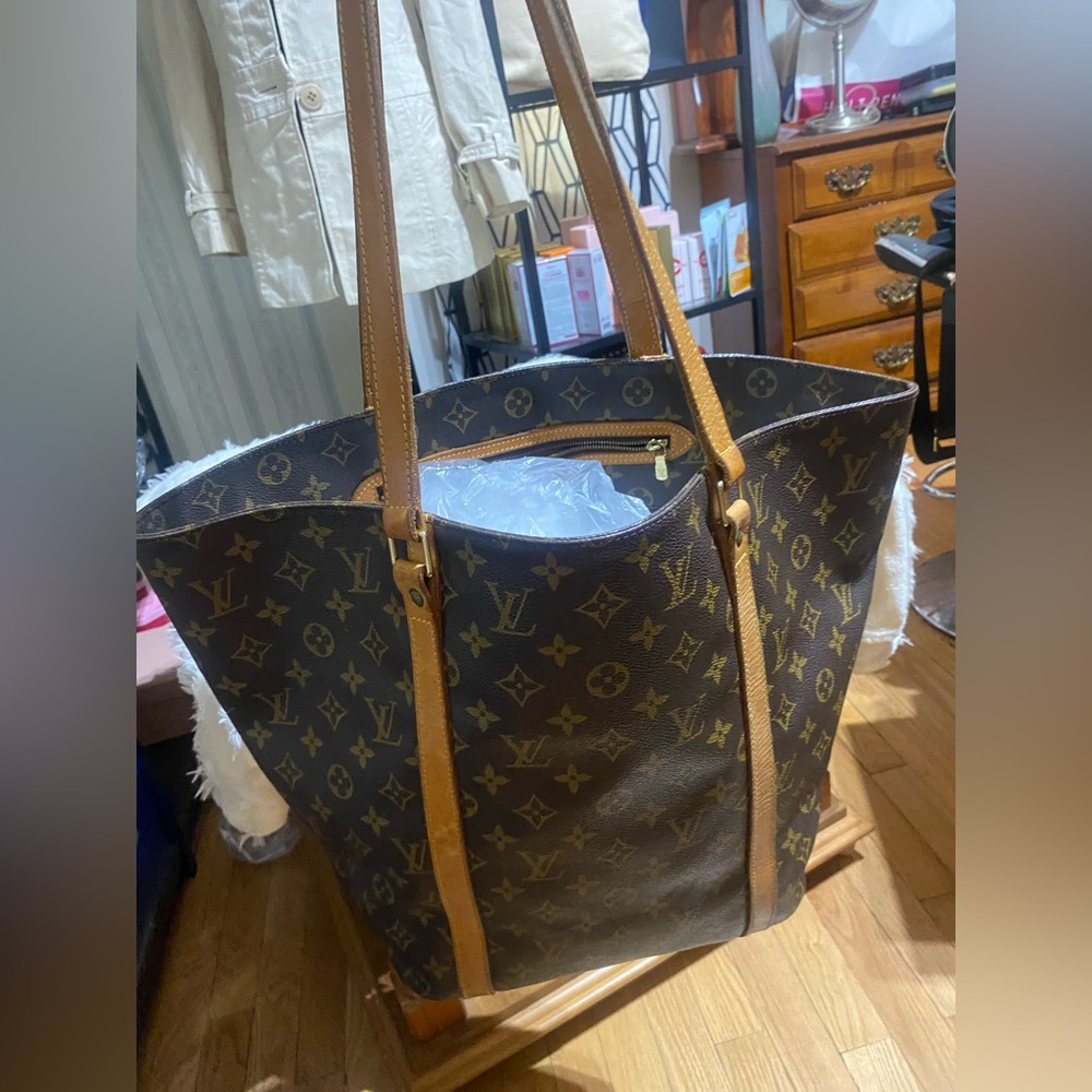 Vintage Louis Vuitton monogram sac shopping tote bag